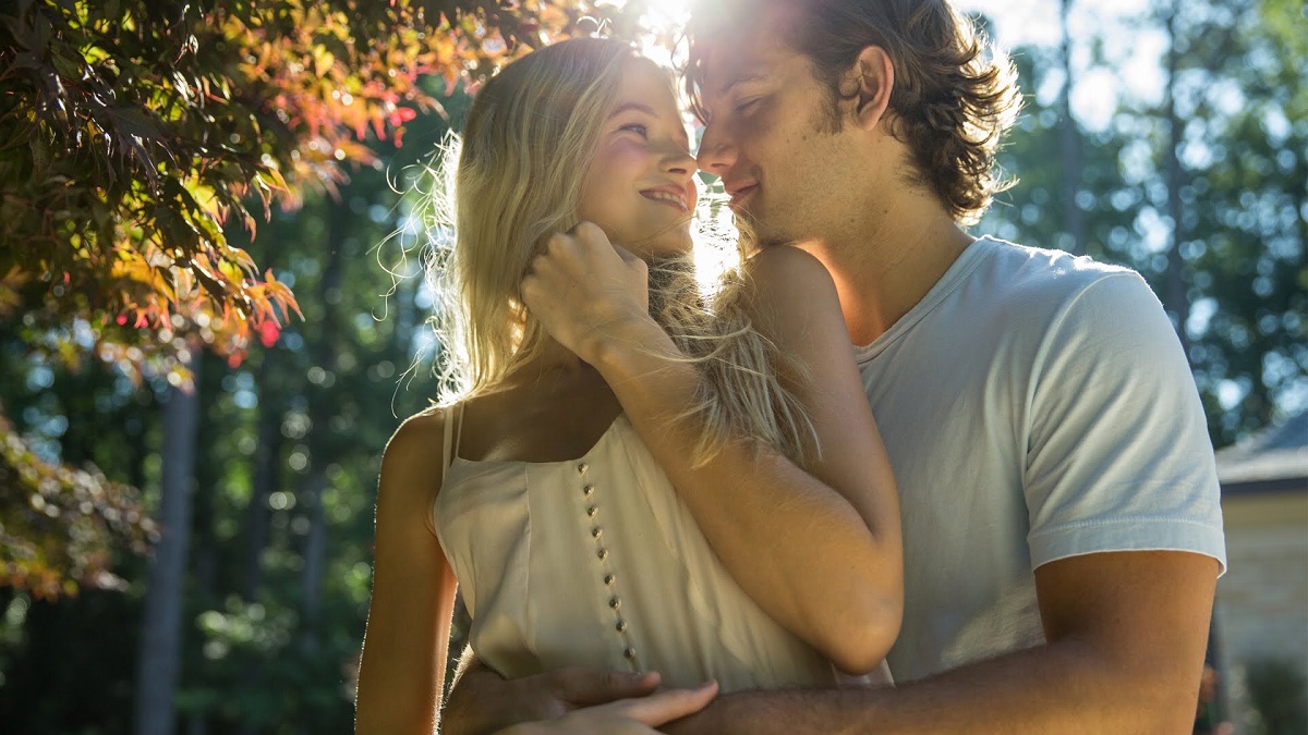 2014 in Film: A Somewhat Yawnful Rehash of Scott Spencer's 'Endless Love' -  Filmotomy, image size:1200x675