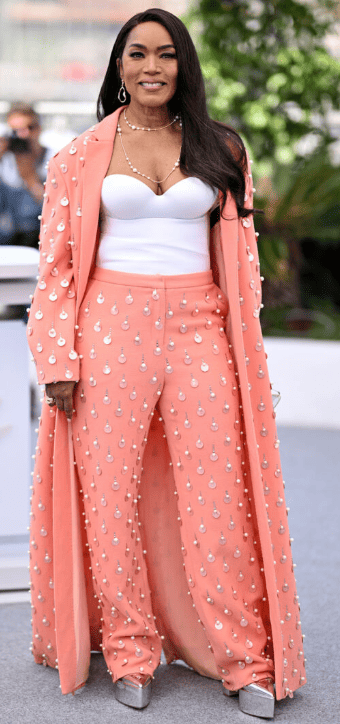 Angela Bassett wearing Yara Shoemaker Couture at the Cannes 2025 Photocall - Filmotomy