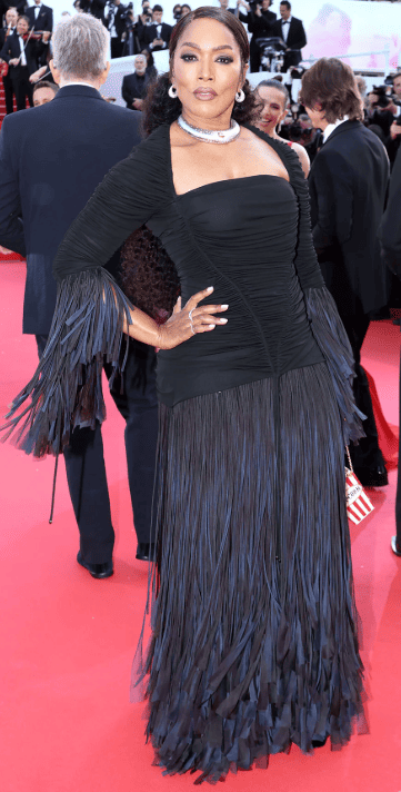 Angela Bassett wearing Burberry
Image: Daniele Venturelli/WireImage - Filmotomy