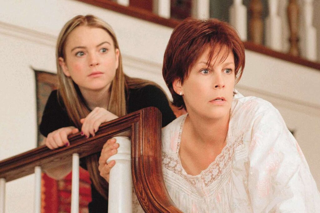 Two worlds collide in Freaky Friday (2003) - Filmotomy