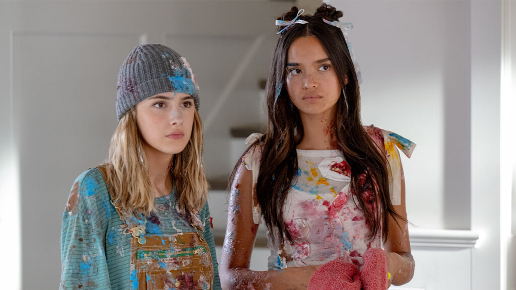 Julia Butters as Harper and Sophia Hammons as Lily – Filmotomy