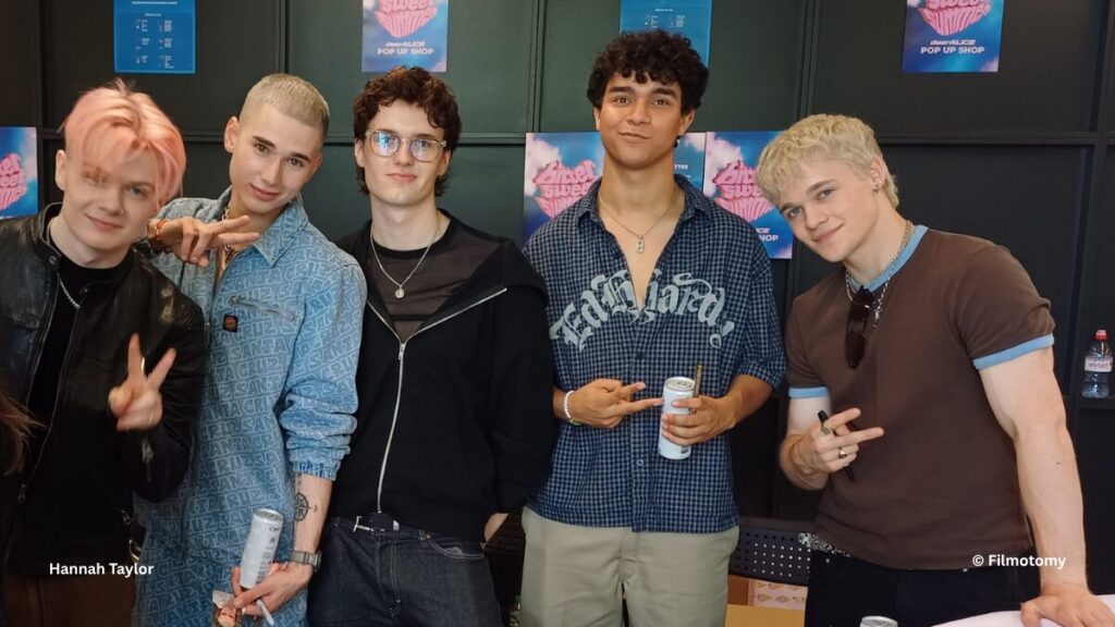 dearALICE Style Edit: Fashion Aesthetic & Style Analysis Review Image – Filmotomy