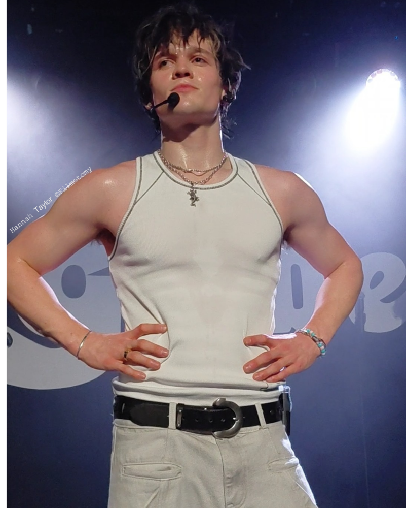 Blaise Noon on the dearALICE UK Tour 2025 - Filmotomy