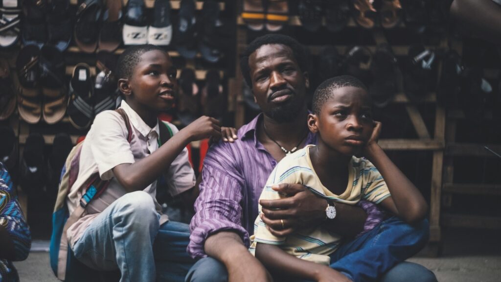 my fathers shadow akinola davies jr review hailey passmore filmotomy