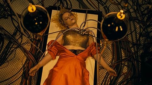 maggie gyllenhaal's the bride!